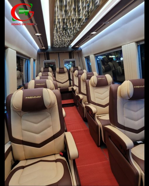 Limousine 12C Iveco - Ảnh 7