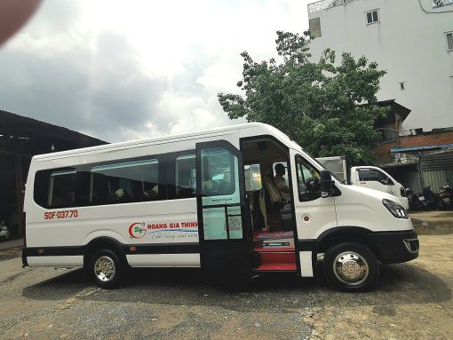 Limousine 12C Iveco - Ảnh 2