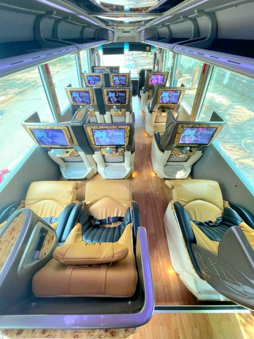 Limousine 17c universe nâng chân - Ảnh 7