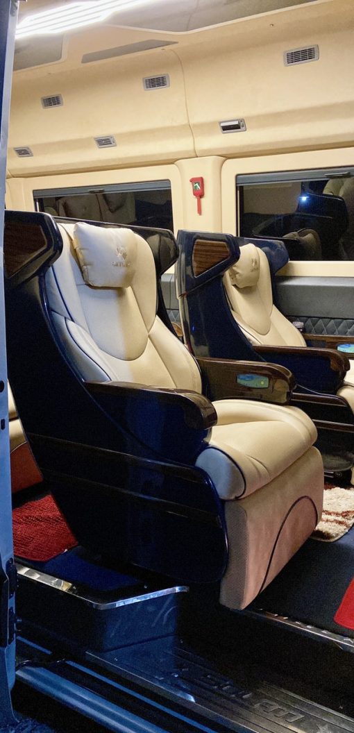 Limousine 9c Solati ghế nhập mr H - Ảnh 7