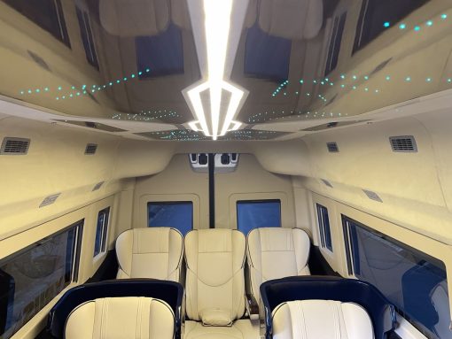 Limousine 9c Solati ghế nhập mr H - Ảnh 4