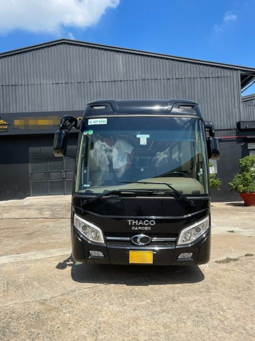 Limousine 17c Thaco Massa nâng chân mới - Ảnh 8