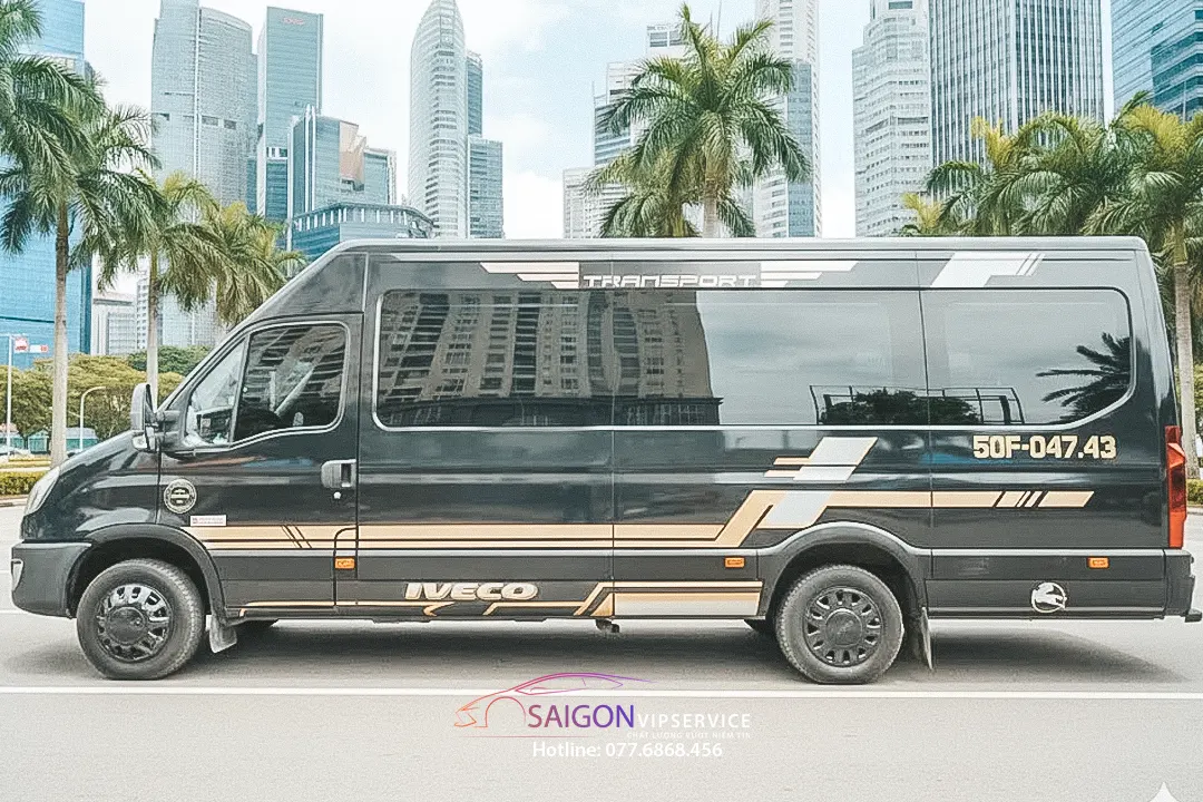 Thuê xe 16 chỗ IVECO Daily - Ngoại thất lịch lãm