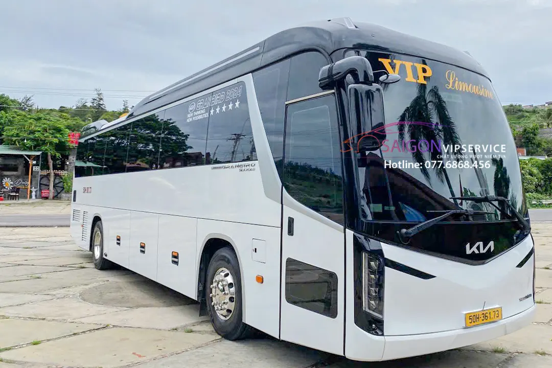 Xe 45 chỗ KIA Grandbird Limited với ngoại thất lịch lãm