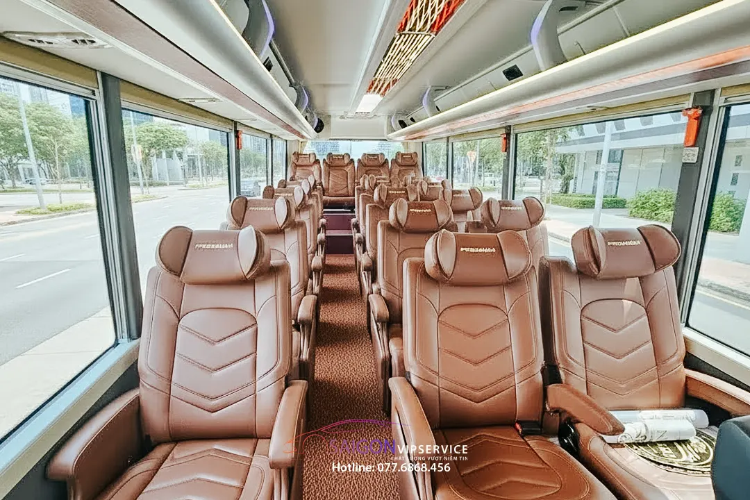 Thuê xe Limousine 20 chỗ Luxury Đen sang trọng với ghế bọc da cao cấp