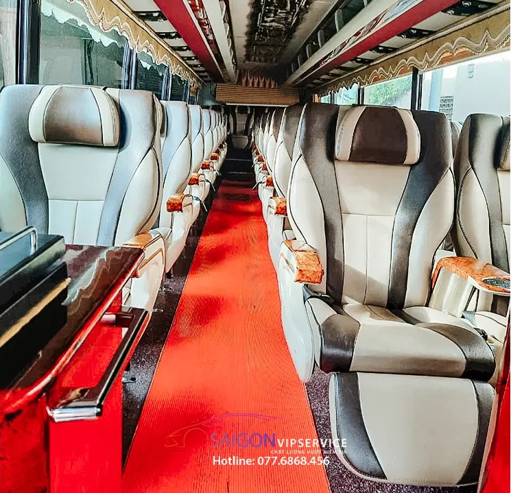 Limousine 29 chỗ Luxury
