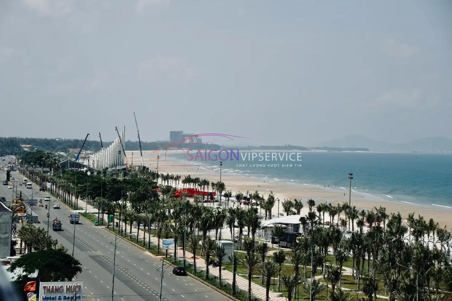 Cung đường ven biển Vũng Tàu đi Long Hải, ngang qua tháp Tam Thắng